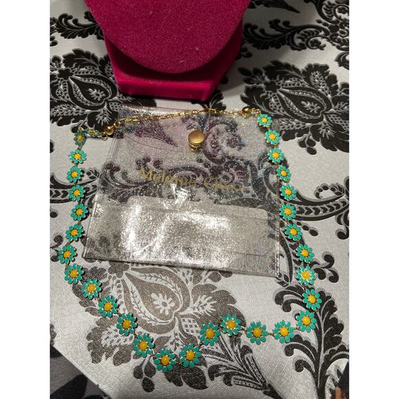 Melania Clara aqua blue daisy necklace - Picture 4 of 4